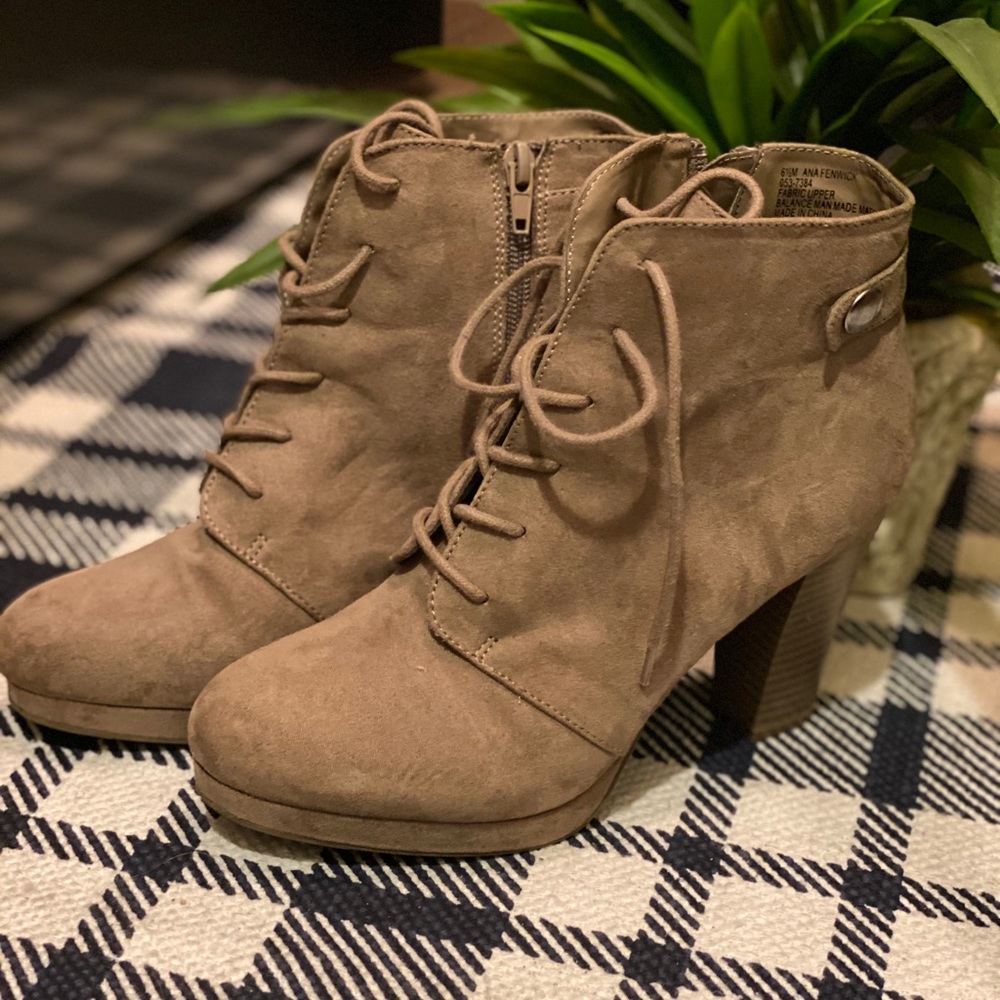 Ankle boots